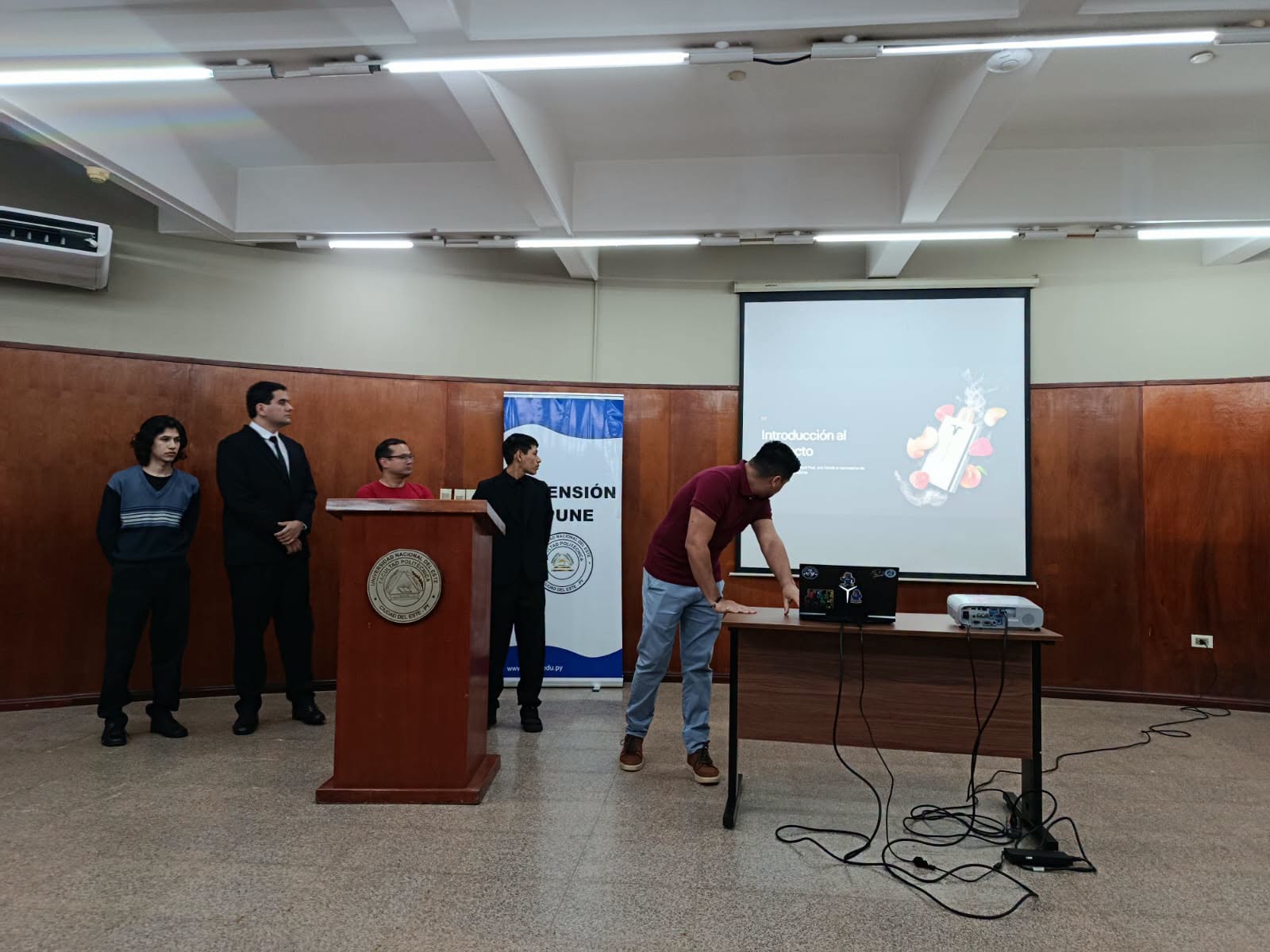 FPUNE culminó proyecto de extensión sobre presencia digital para emprendedores locales